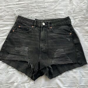 Black festival shorts